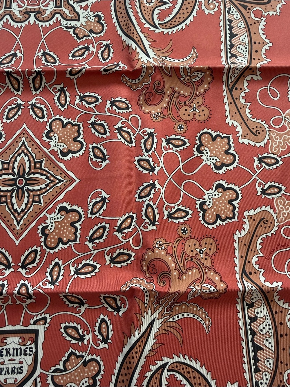 Final Price-No Offers! Hermes Terracotta Brick Paisley Silk Bandana - Picture 7 of 8